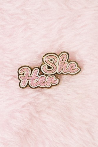 Pin She/Her - Rosa